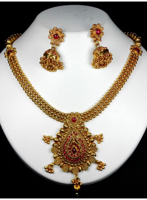 Exclusive Polki Set